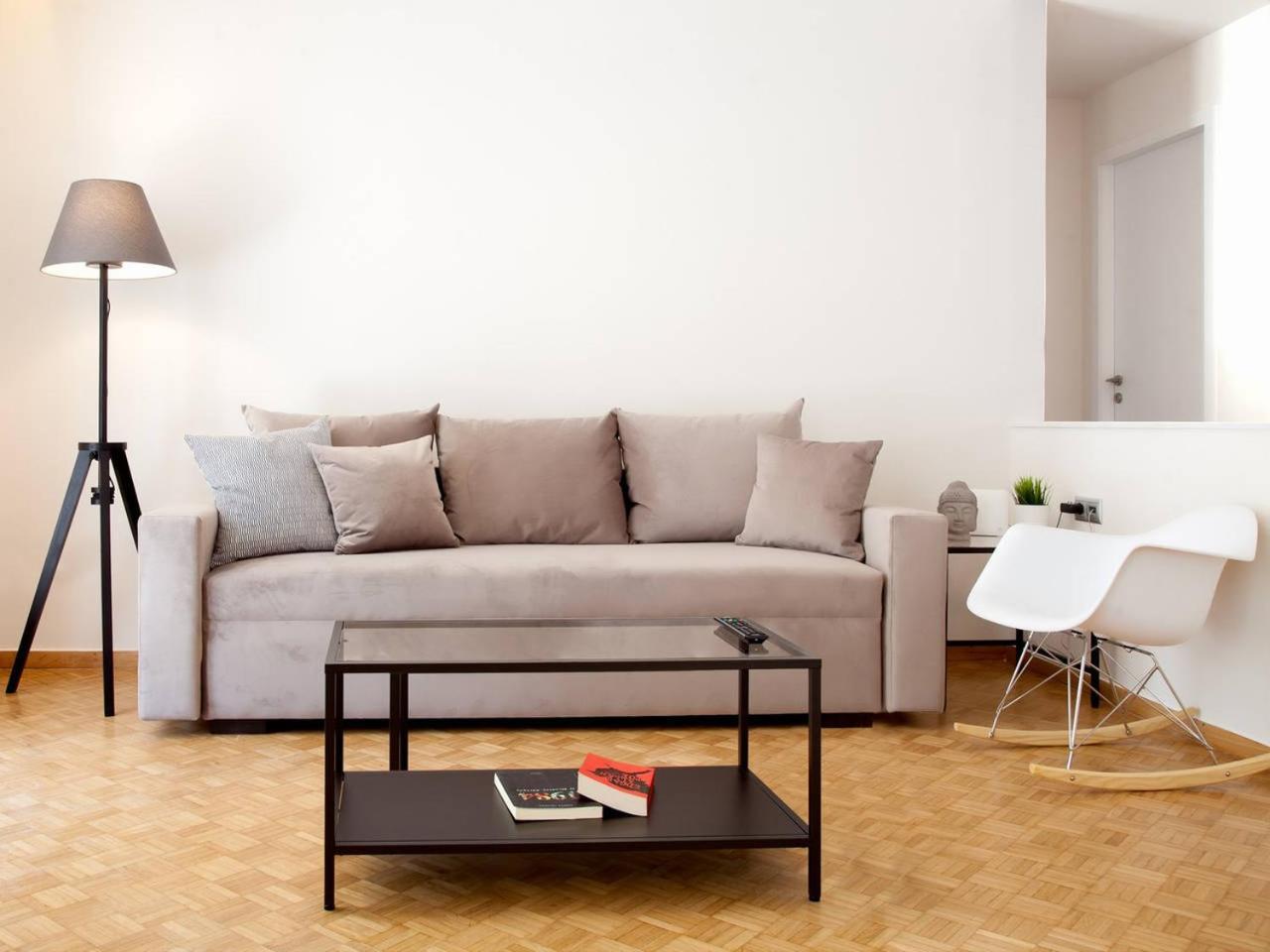 Toni'S Lovely Apartment In Sunny Pangrati Atenas Exterior foto